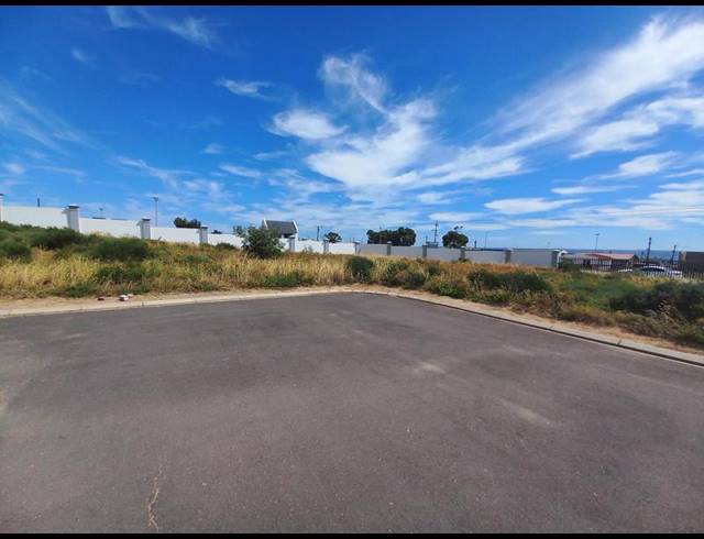 LAND FOR SALE IN ST HELENA VIEWS